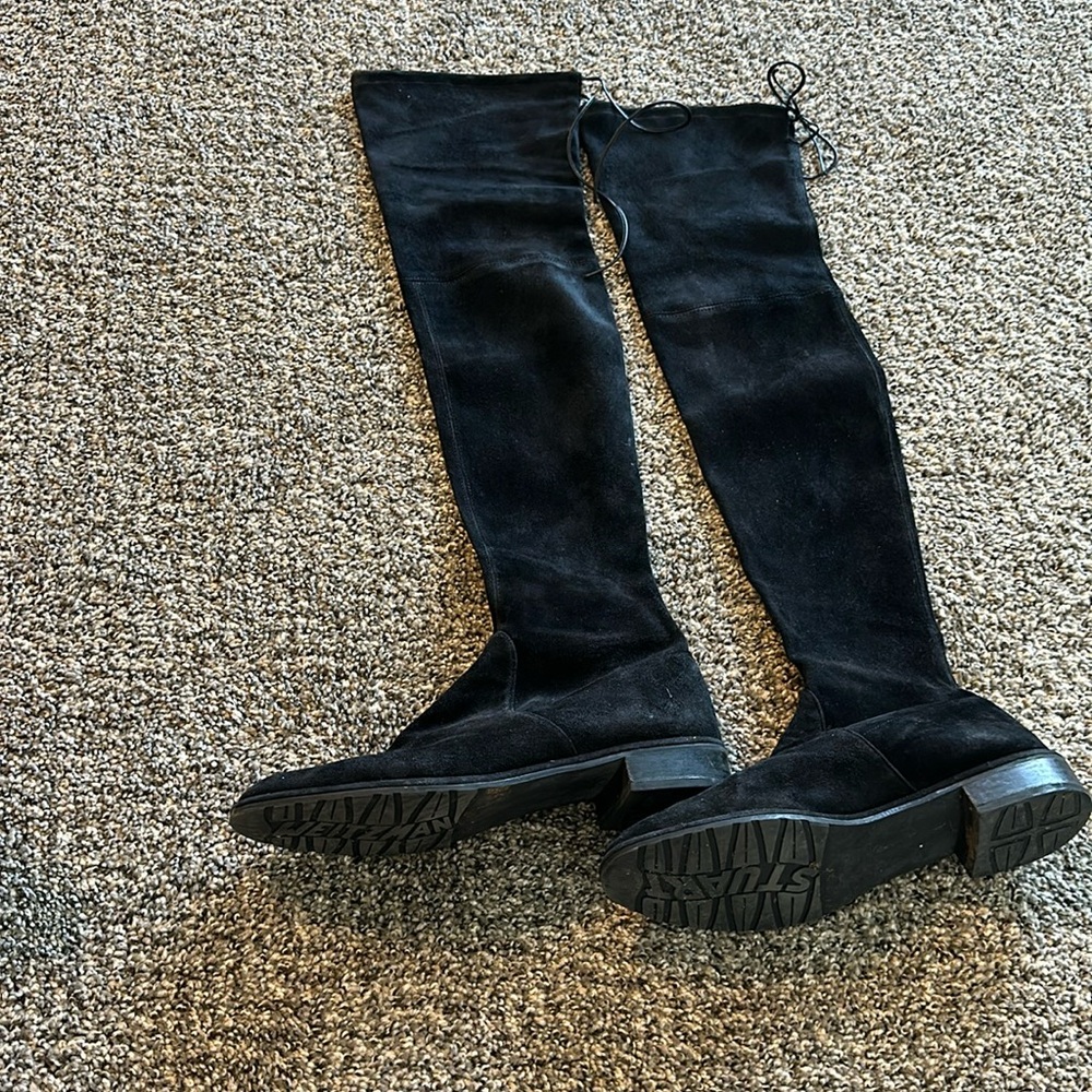 Stuart Weitzman boot. - Picture 2 of 6